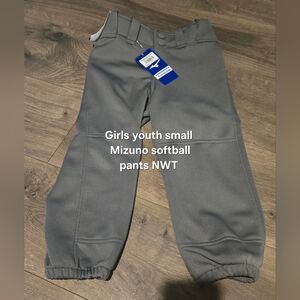 Mizuno Girls Youth Gray Softball Shorts-Style Bottoms